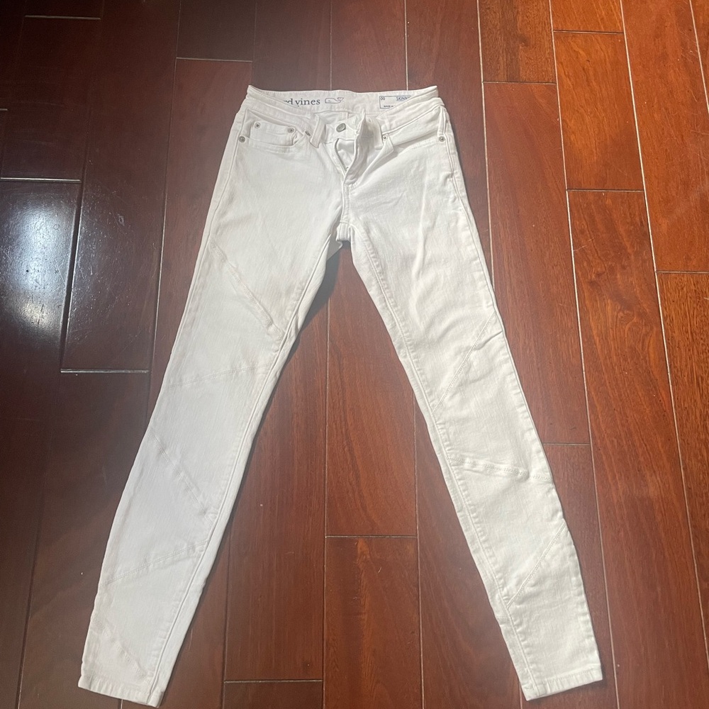 Vineyard Vines White Denim Jeans